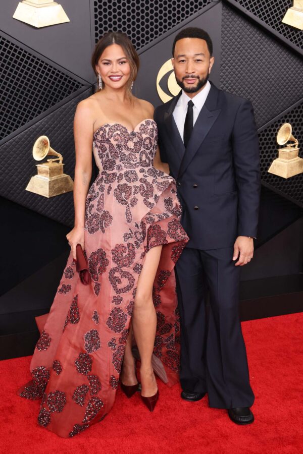 Chrissy Teigen in Caroline's Couture and John Legend - Entertainment Music Grammys - 4 Chrissy Teigen in Caroline's Couture and John Legend - Entertainment Music Grammys - 4