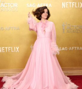 Parker Posey Did Lean Old Hollywood at the 2026 SAG Actors