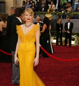 The 2006 Oscars Had Some Very Memorable Gowns