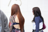 Joey King and Maisie Williams Are Tootling Around London in OUTFITS